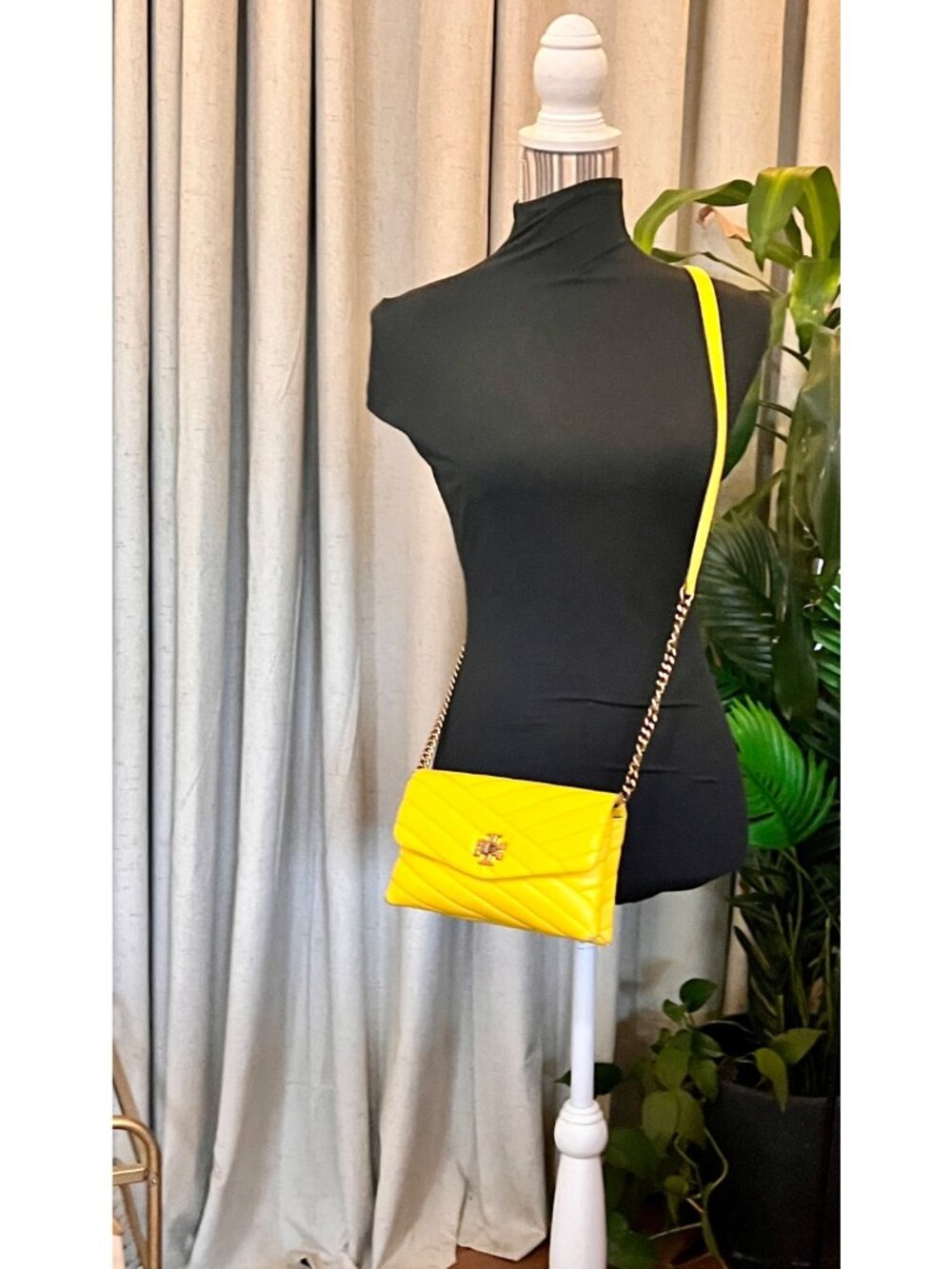 *** Authentic Tory Burch Yellow Quilted Leather Kira Crossbody - Picture 12 of 14